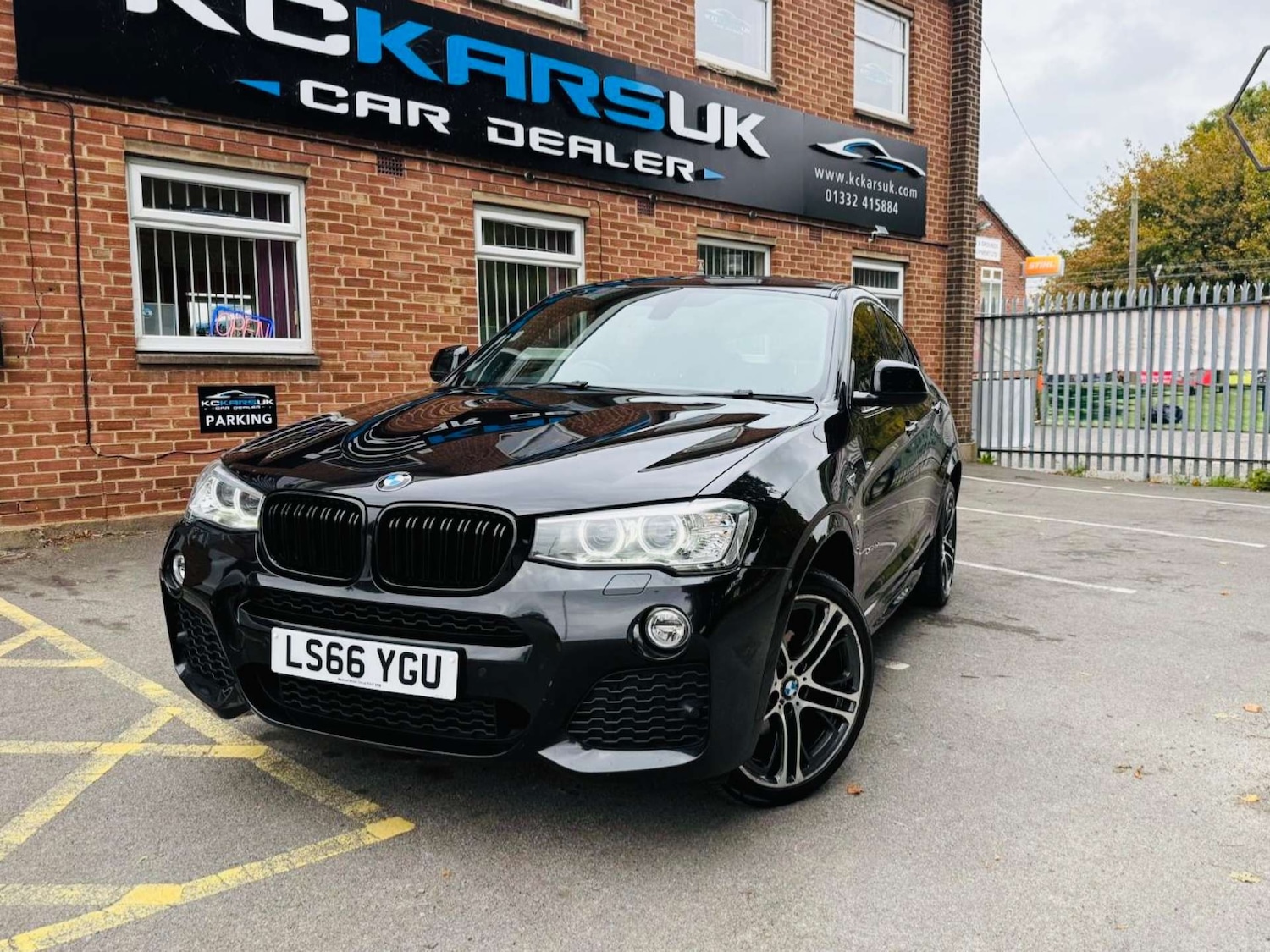 Used BMW X4 2016 for sale - 76073745: Photo 2