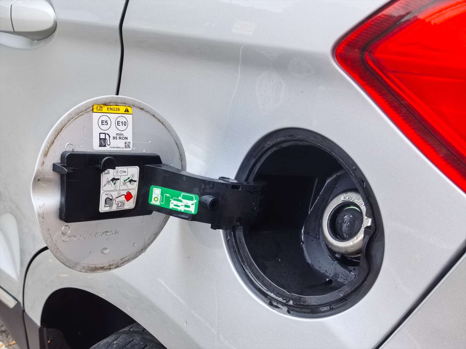 Used Ford Ecosport 2018 for sale - 76602179: Photo 42