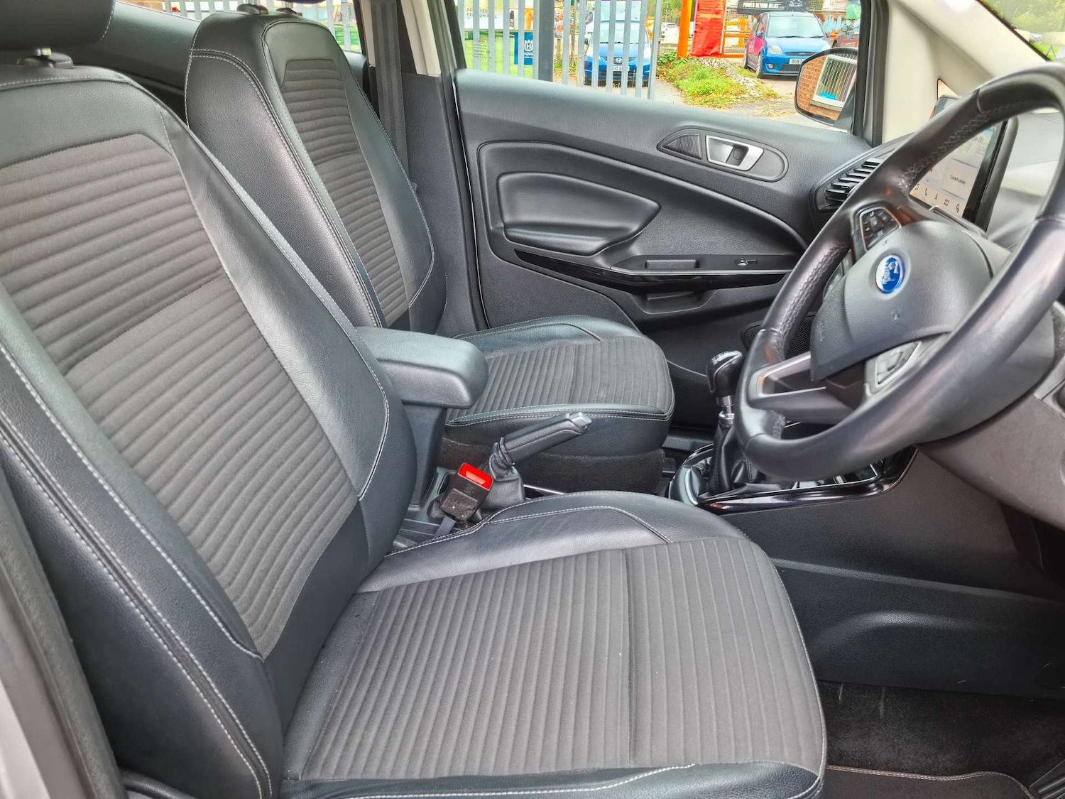 Used Ford Ecosport 2018 for sale - 76602179: Photo 9