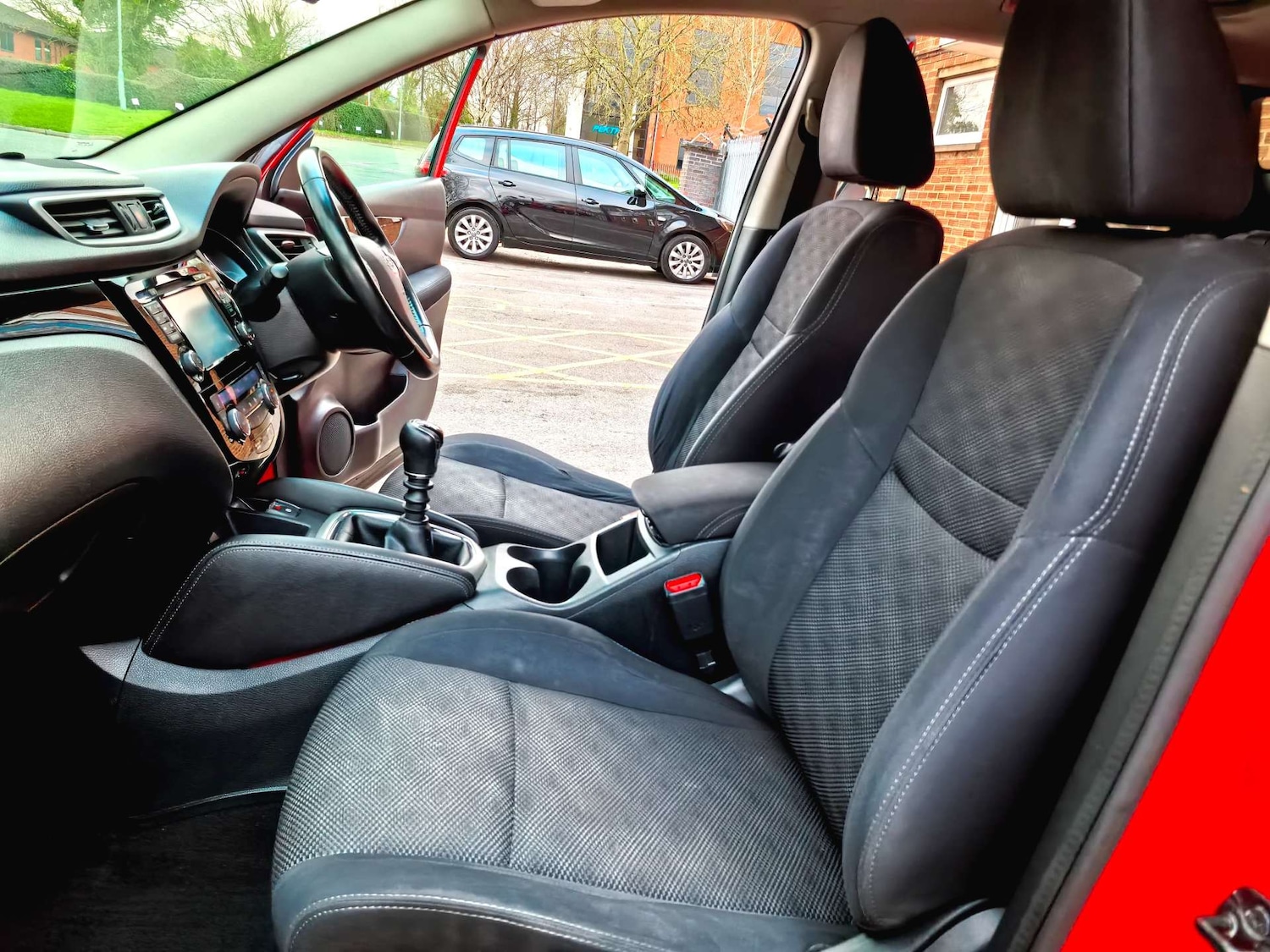 Used Nissan Qashqai 2015 for sale - 76941887: Photo 16