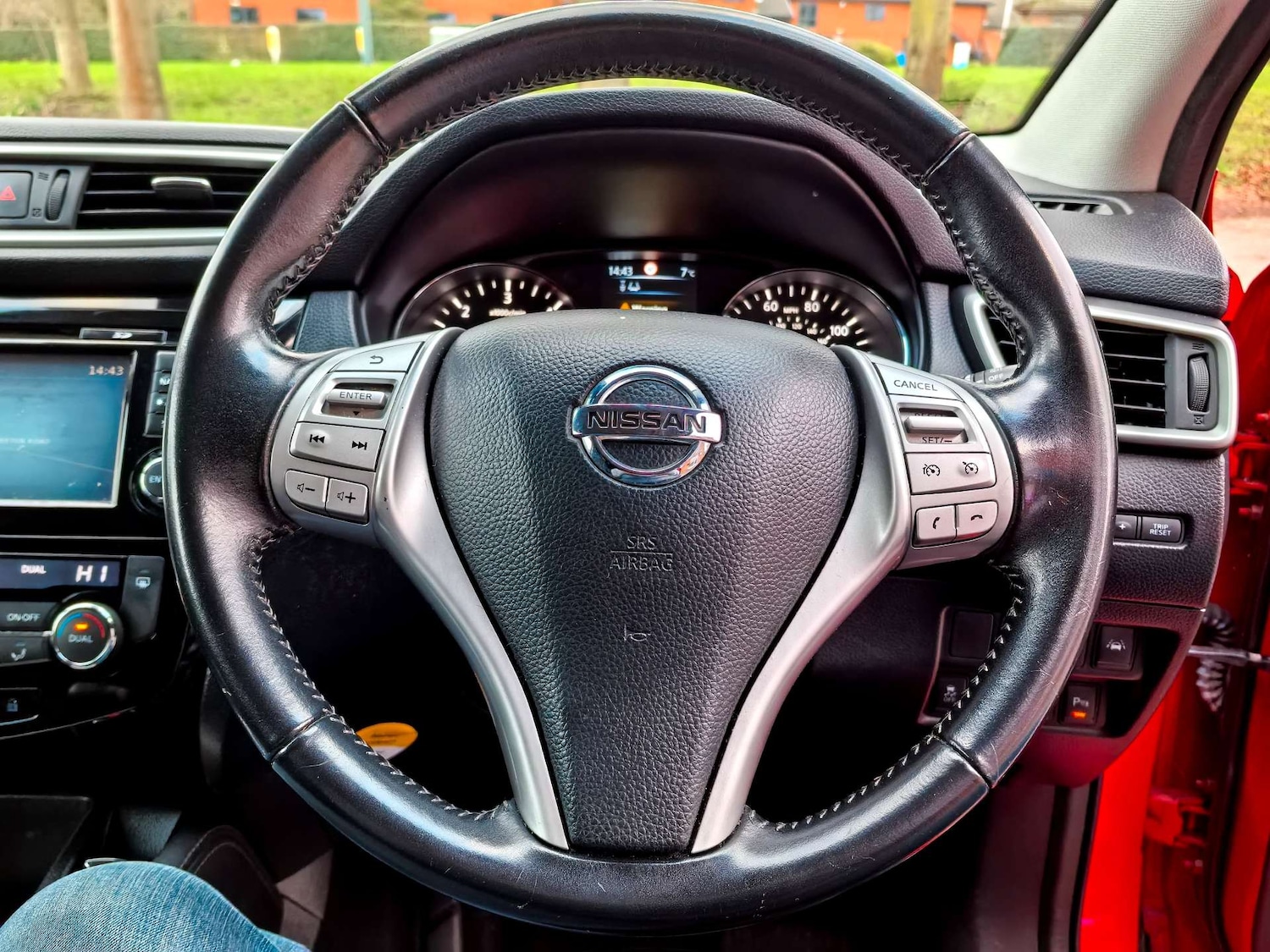 Used Nissan Qashqai 2015 for sale - 76941887: Photo 17