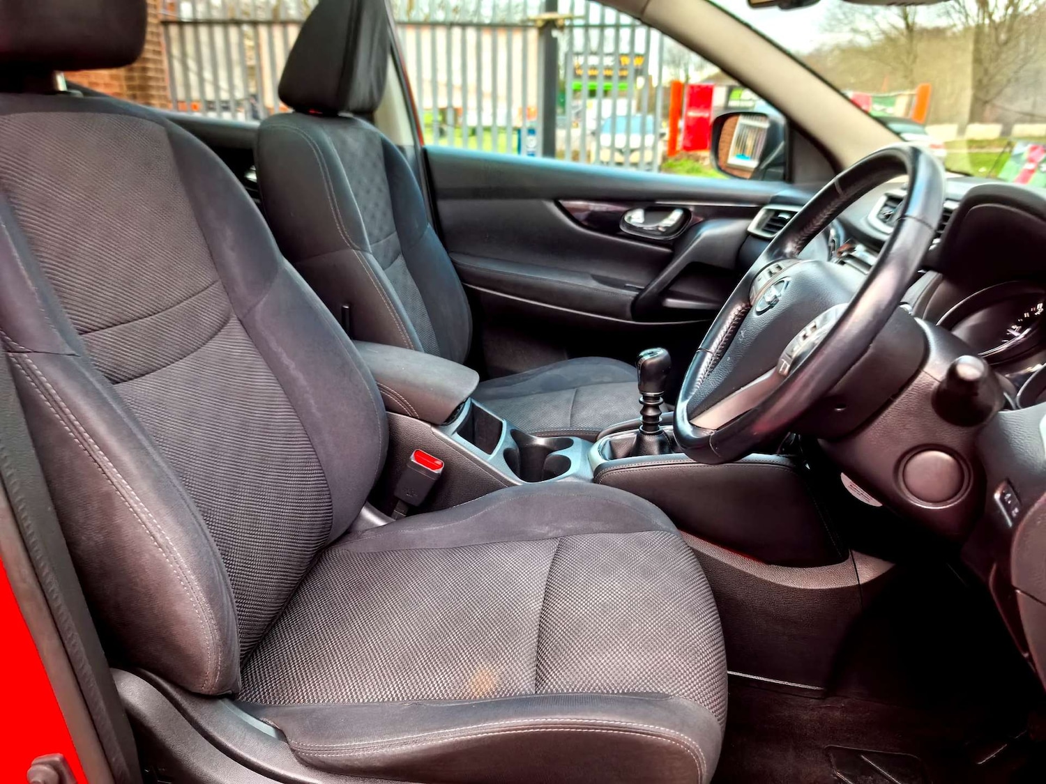 Used Nissan Qashqai 2015 for sale - 76941887: Photo 33