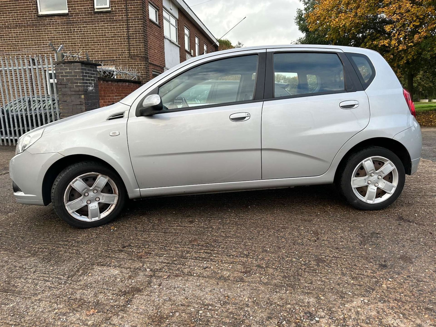 Used Chevrolet Aveo 2011 for sale - 76600546: Photo 5