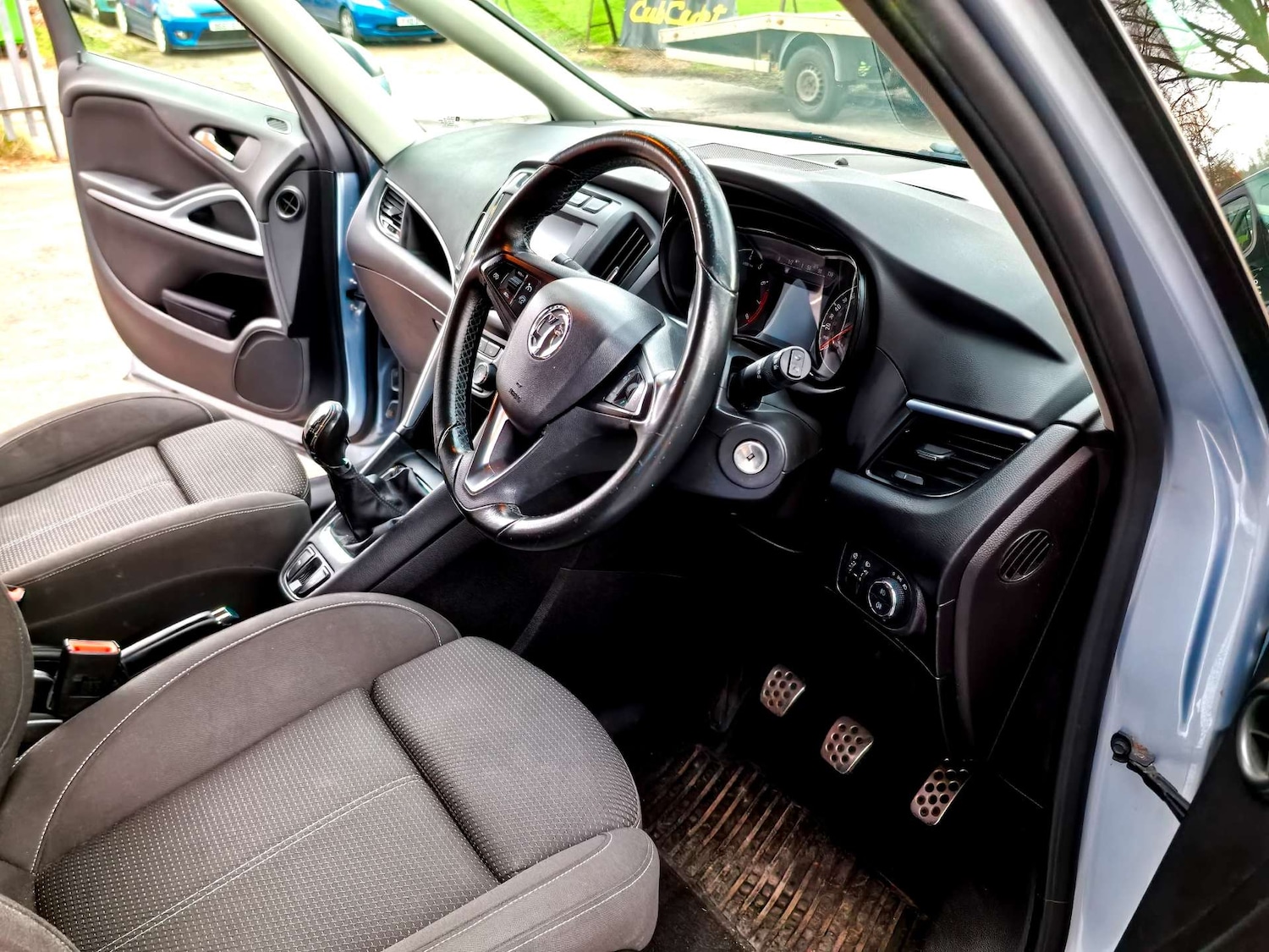 Used Vauxhall Zafira Tourer 2016 for sale - 77326088: Photo 12