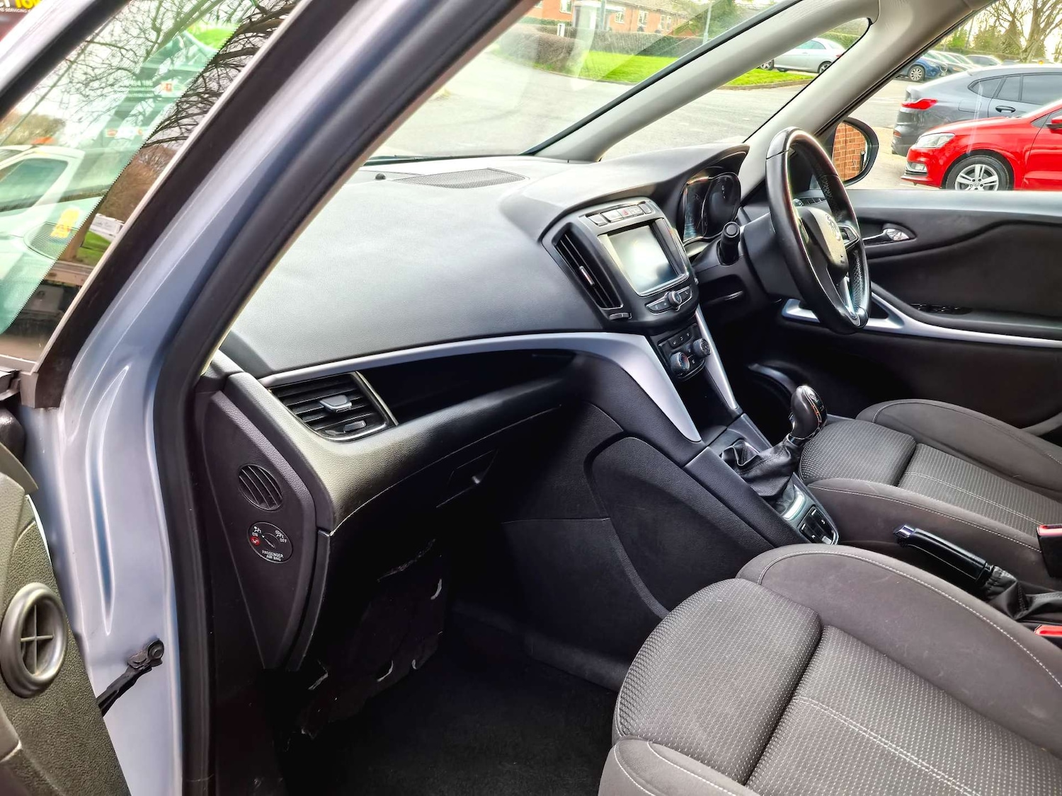 Used Vauxhall Zafira Tourer 2016 for sale - 77326088: Photo 17