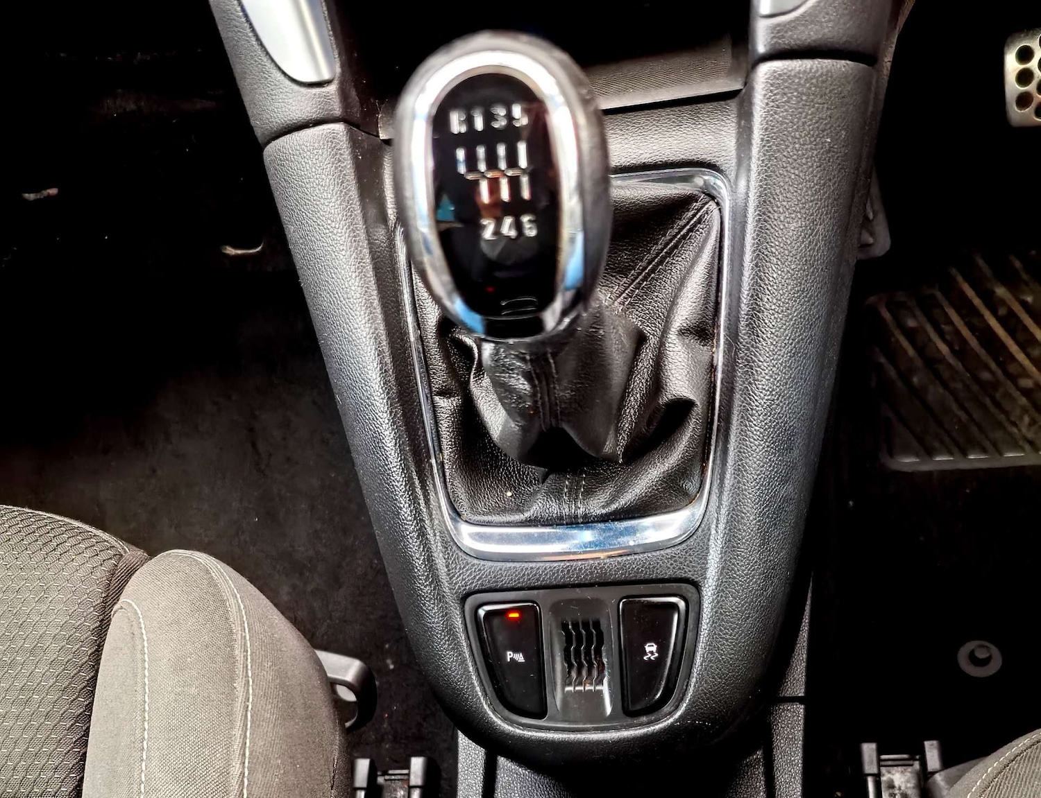 Used Vauxhall Zafira Tourer 2016 for sale - 77326088: Photo 19