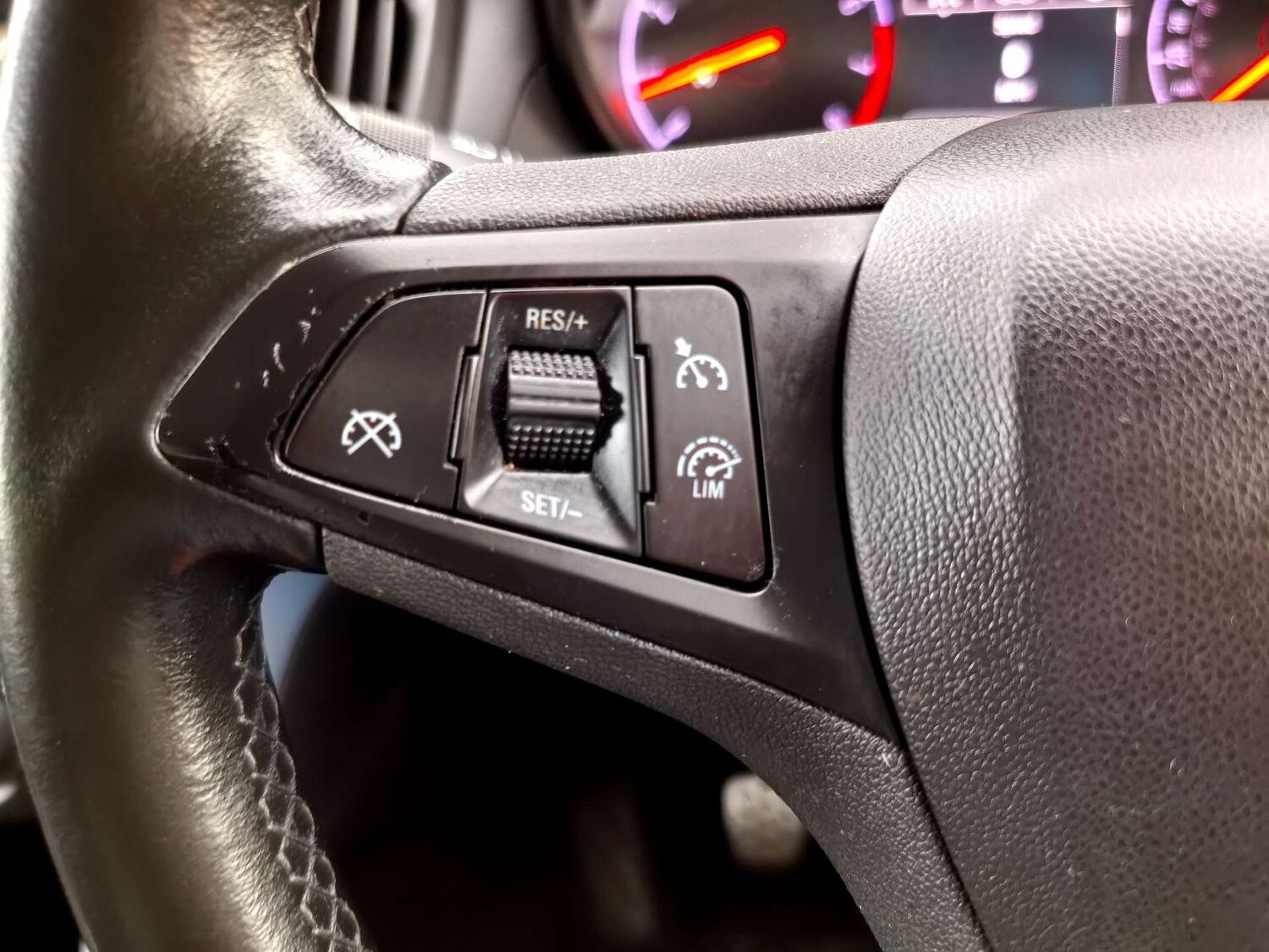 Used Vauxhall Zafira Tourer 2016 for sale - 77326088: Photo 24