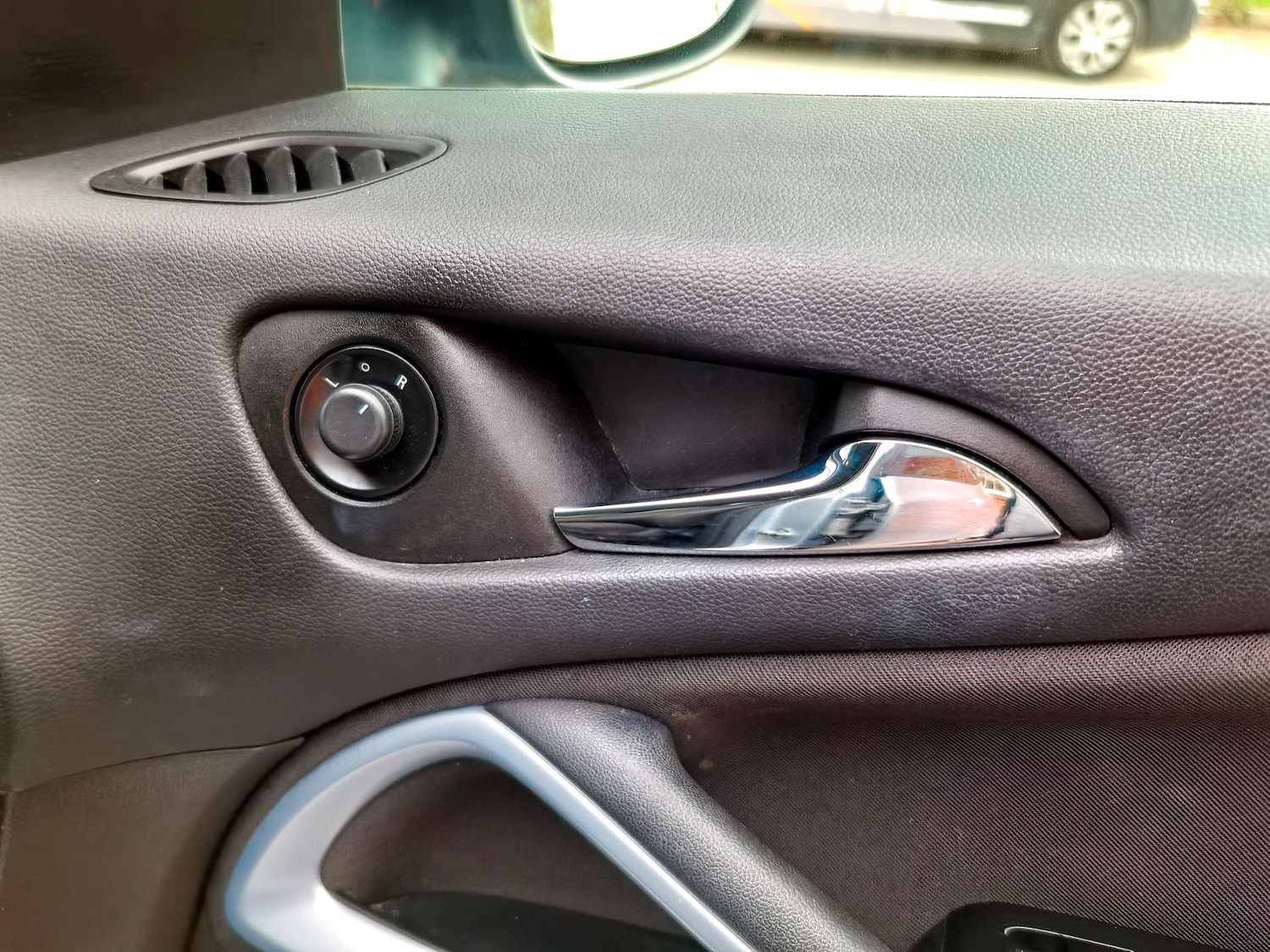 Used Vauxhall Zafira Tourer 2016 for sale - 77326088: Photo 28