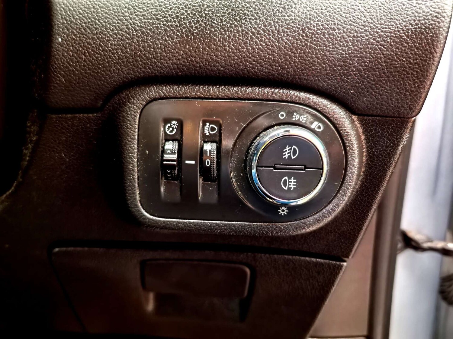 Used Vauxhall Zafira Tourer 2016 for sale - 77326088: Photo 38