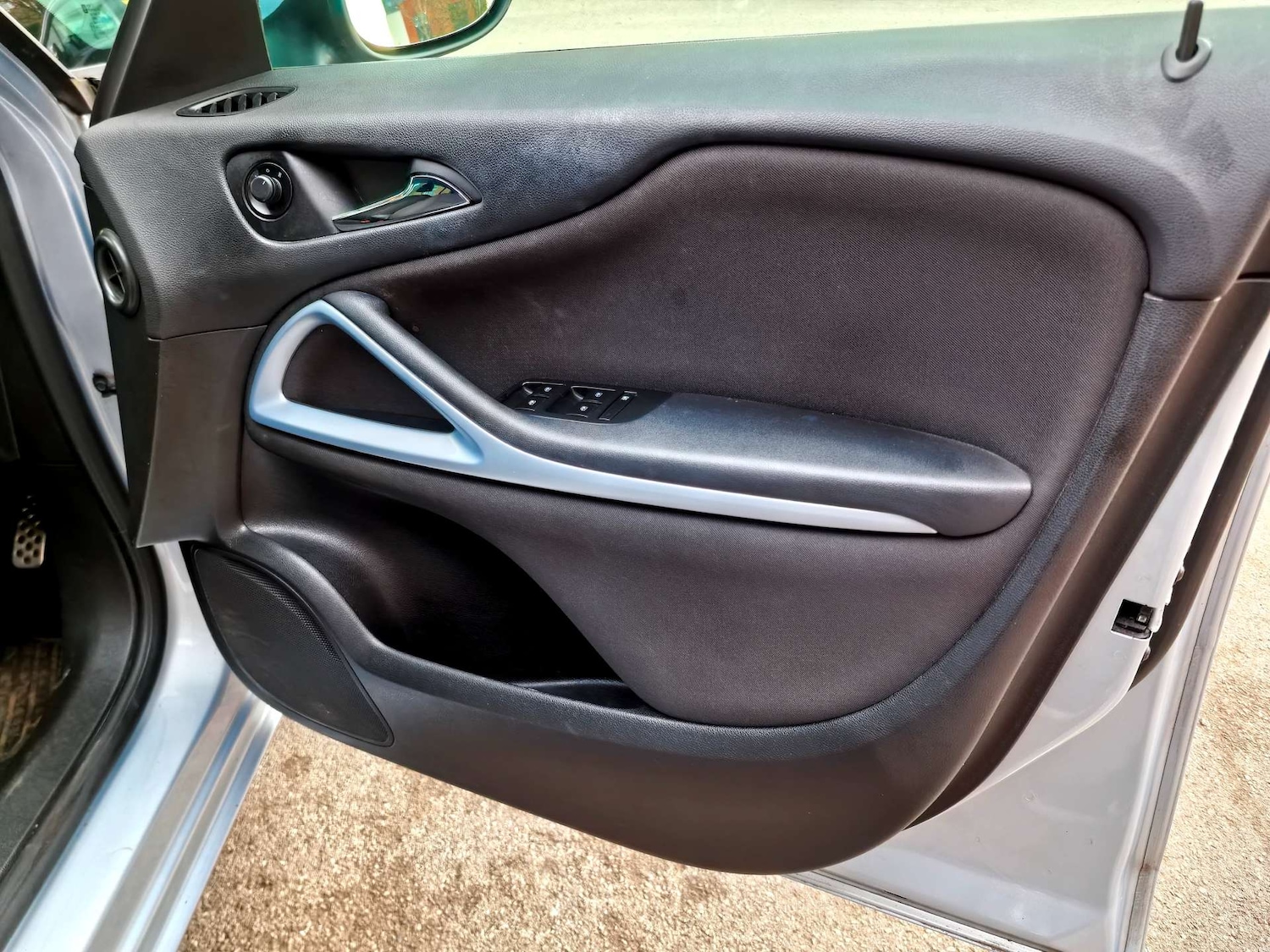 Used Vauxhall Zafira Tourer 2016 for sale - 77326088: Photo 75