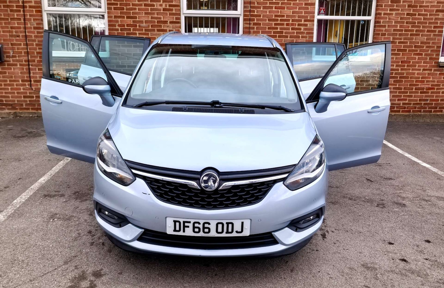 Used Vauxhall Zafira Tourer 2016 for sale - 77326088: Photo 90