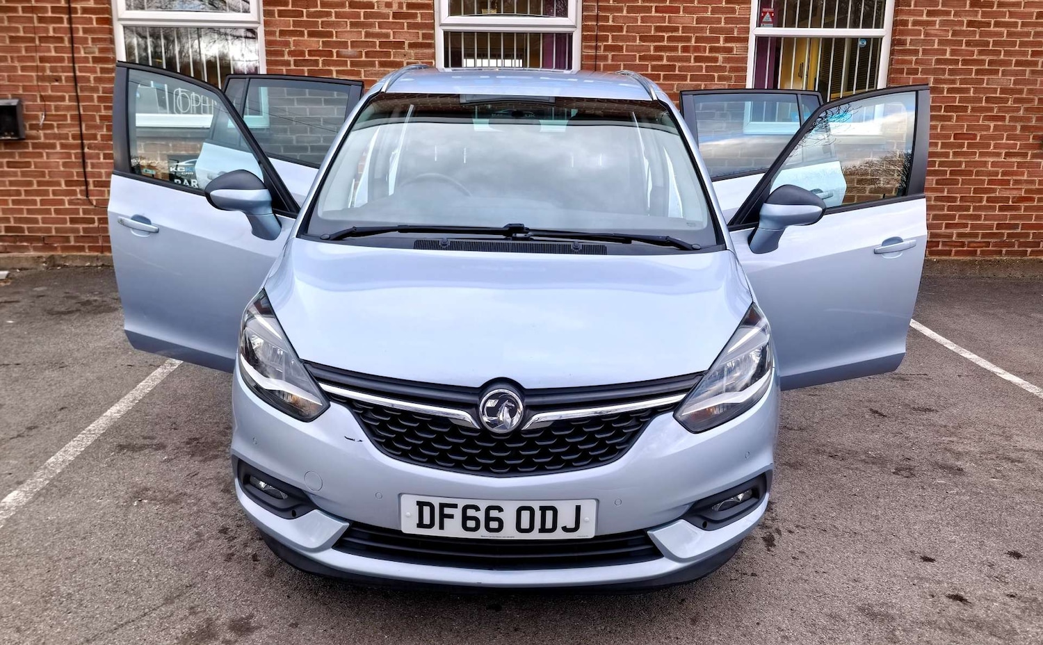 Used Vauxhall Zafira Tourer 2016 for sale - 77326088: Photo 93