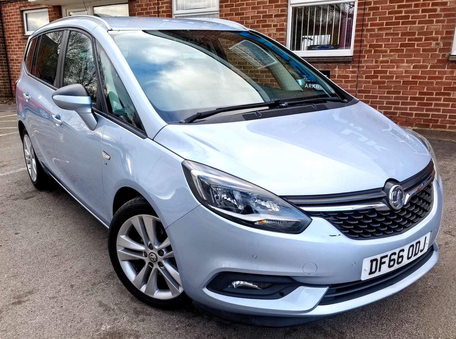 Used Vauxhall Zafira Tourer 2016 for sale - 77326088: Photo 96