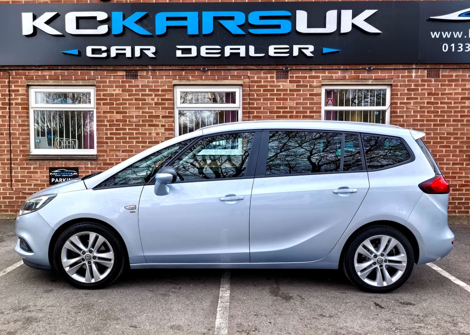 Used Vauxhall Zafira Tourer 2016 for sale - 77326088: Photo 98