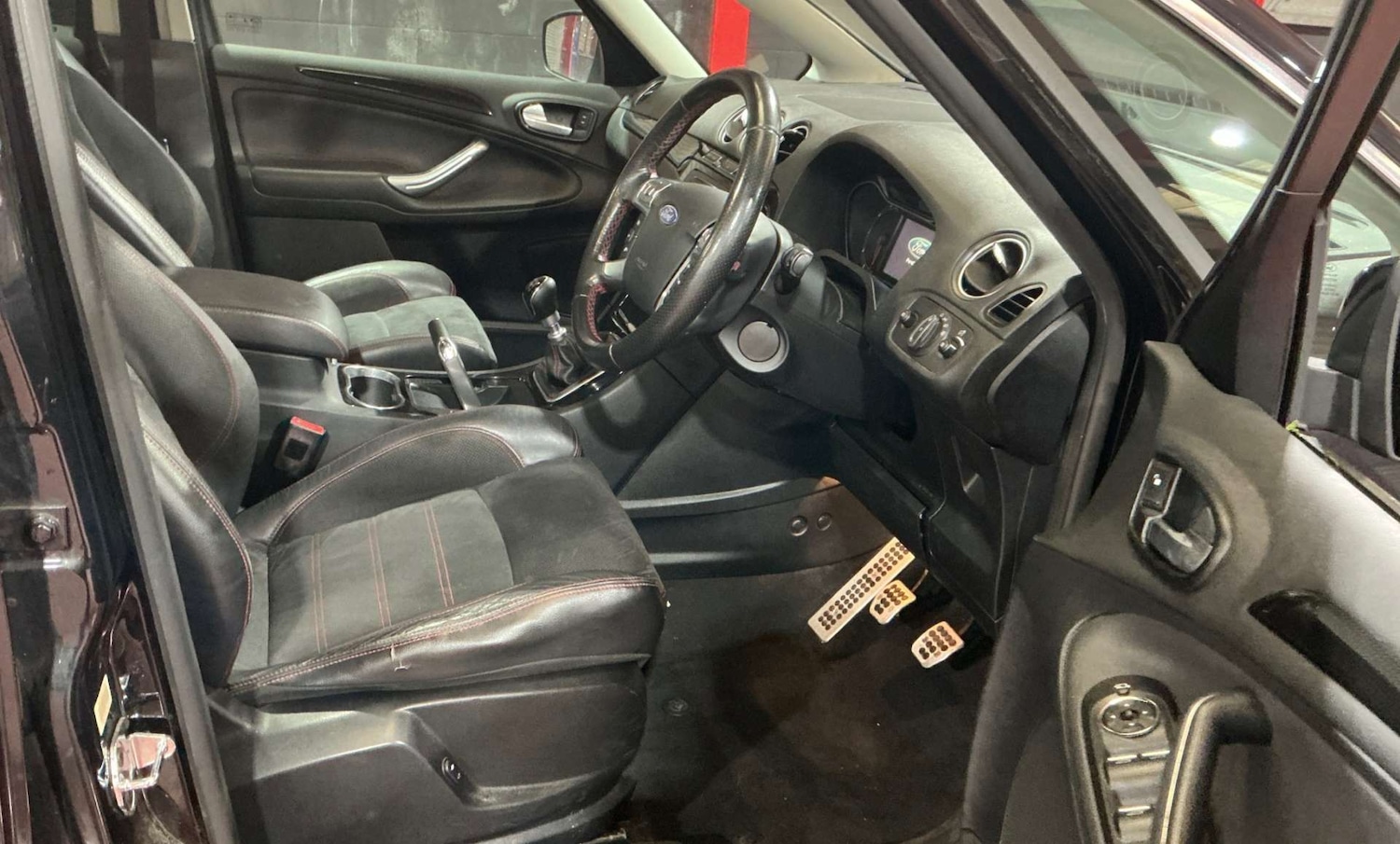 Used Ford S-Max 2014 for sale - 76941056: Photo 10