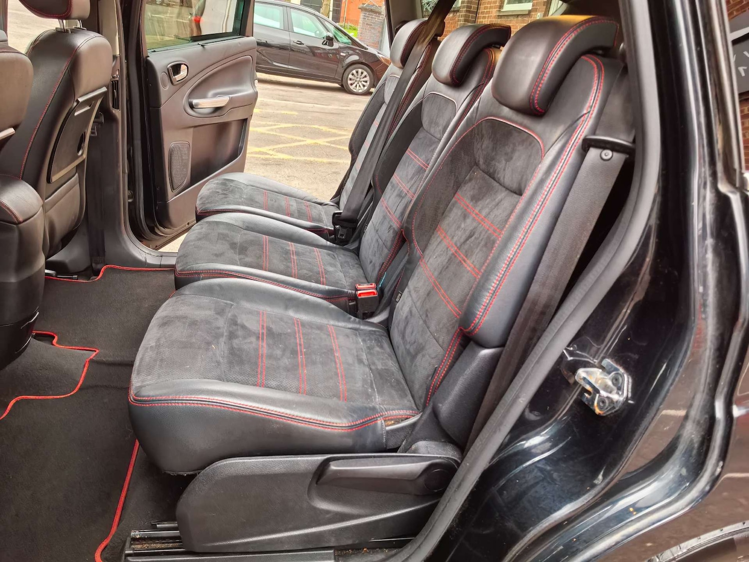 Used Ford S-Max 2014 for sale - 76941056: Photo 22