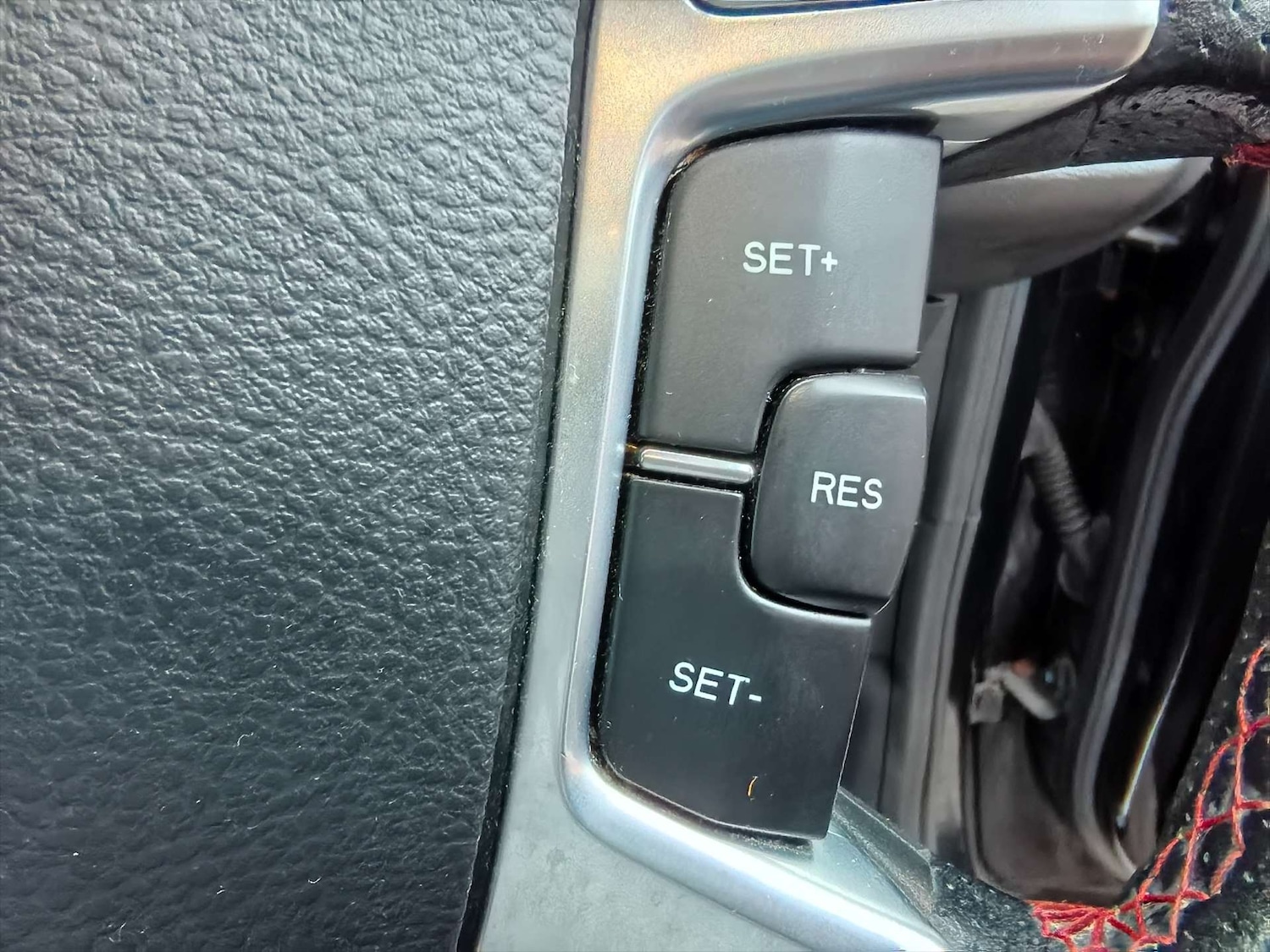 Used Ford S-Max 2014 for sale - 76941056: Photo 23