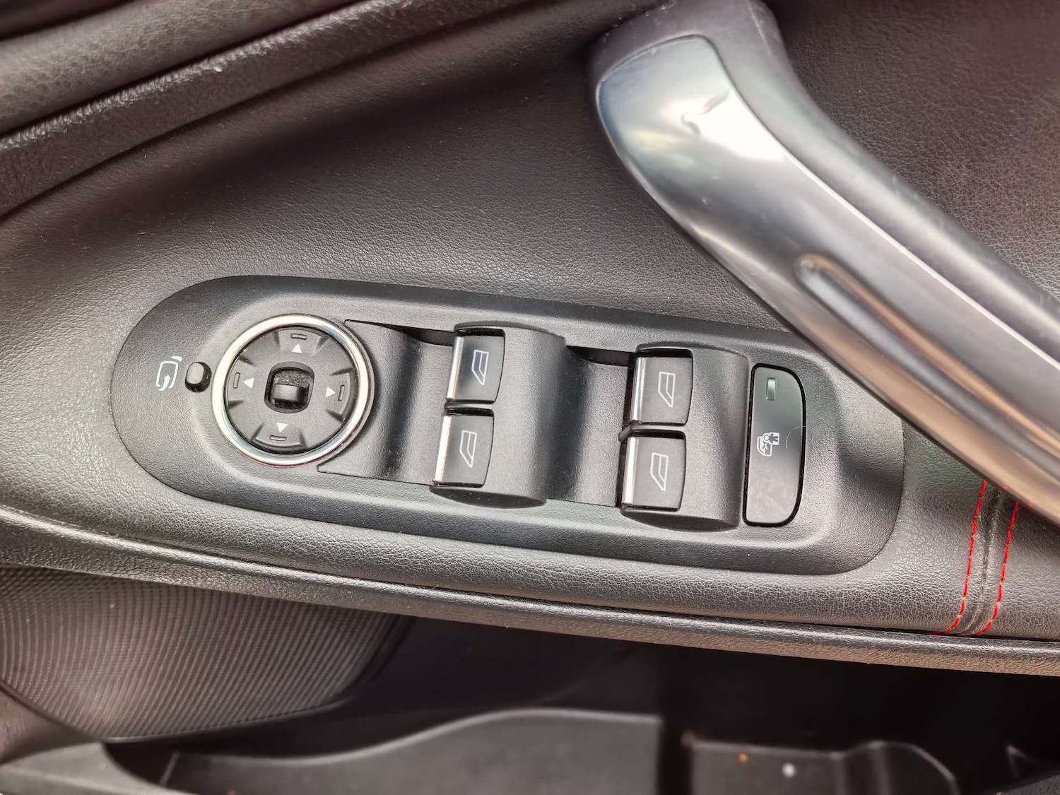 Used Ford S-Max 2014 for sale - 76941056: Photo 30