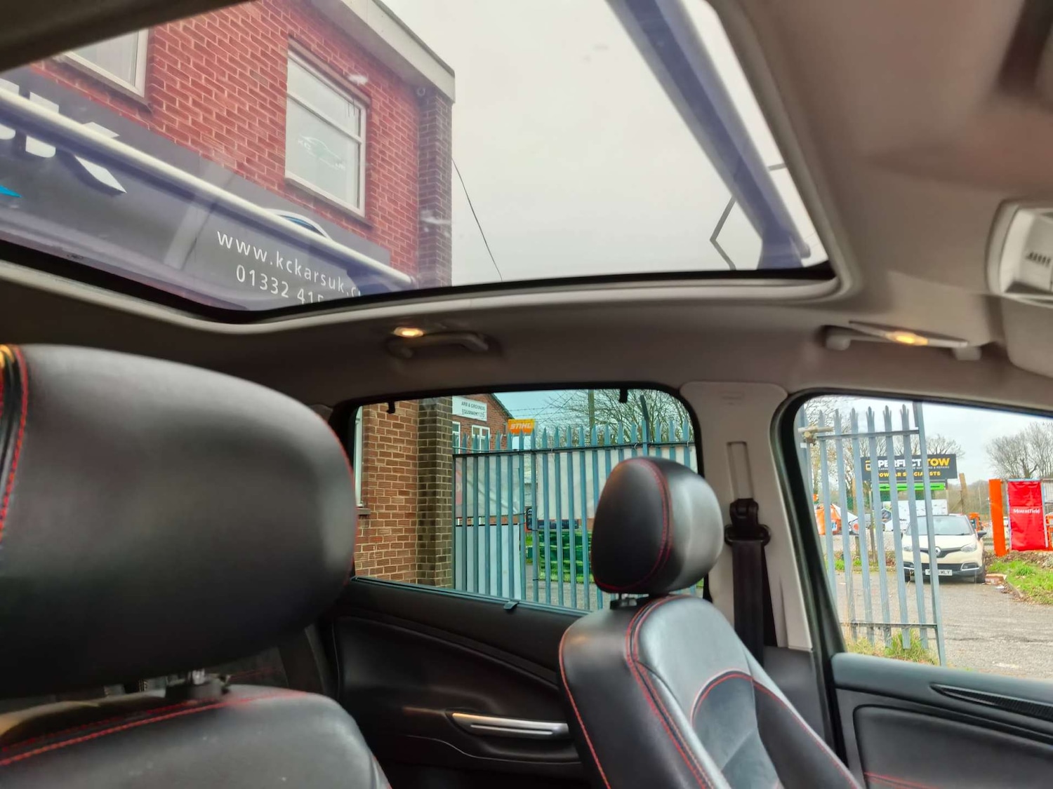 Used Ford S-Max 2014 for sale - 76941056: Photo 41