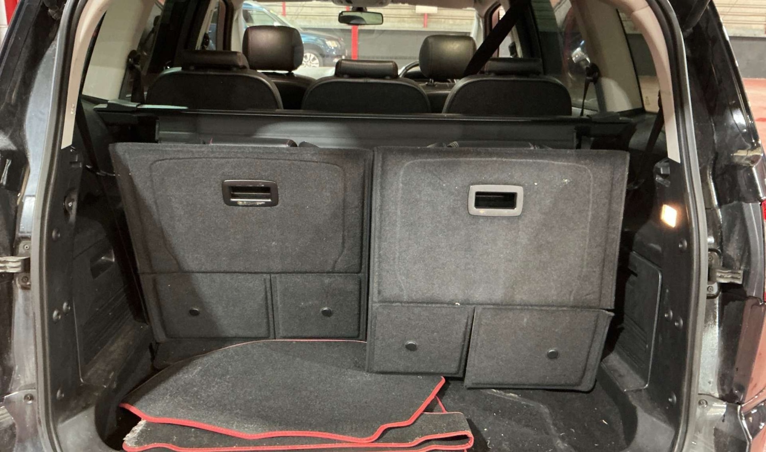 Used Ford S-Max 2014 for sale - 76941056: Photo 9