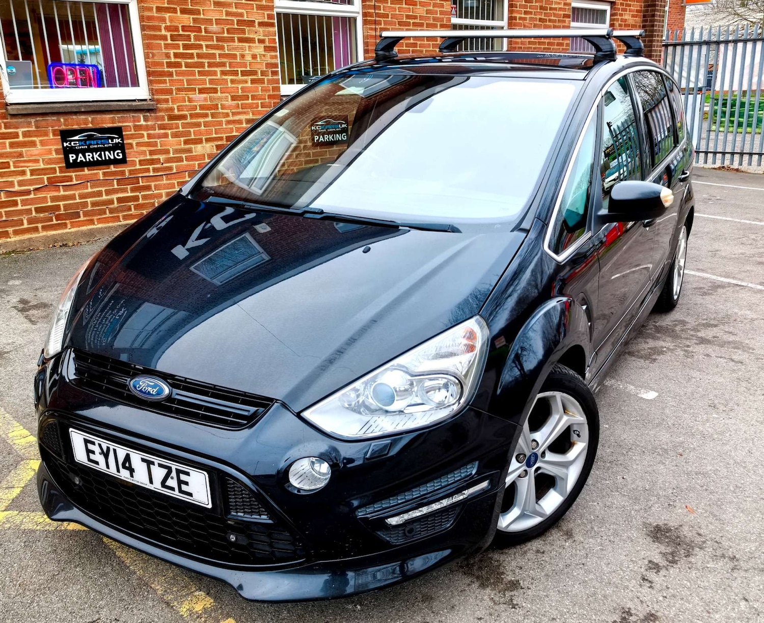 Used Ford S-Max 2014 for sale - 76941056: Photo 93