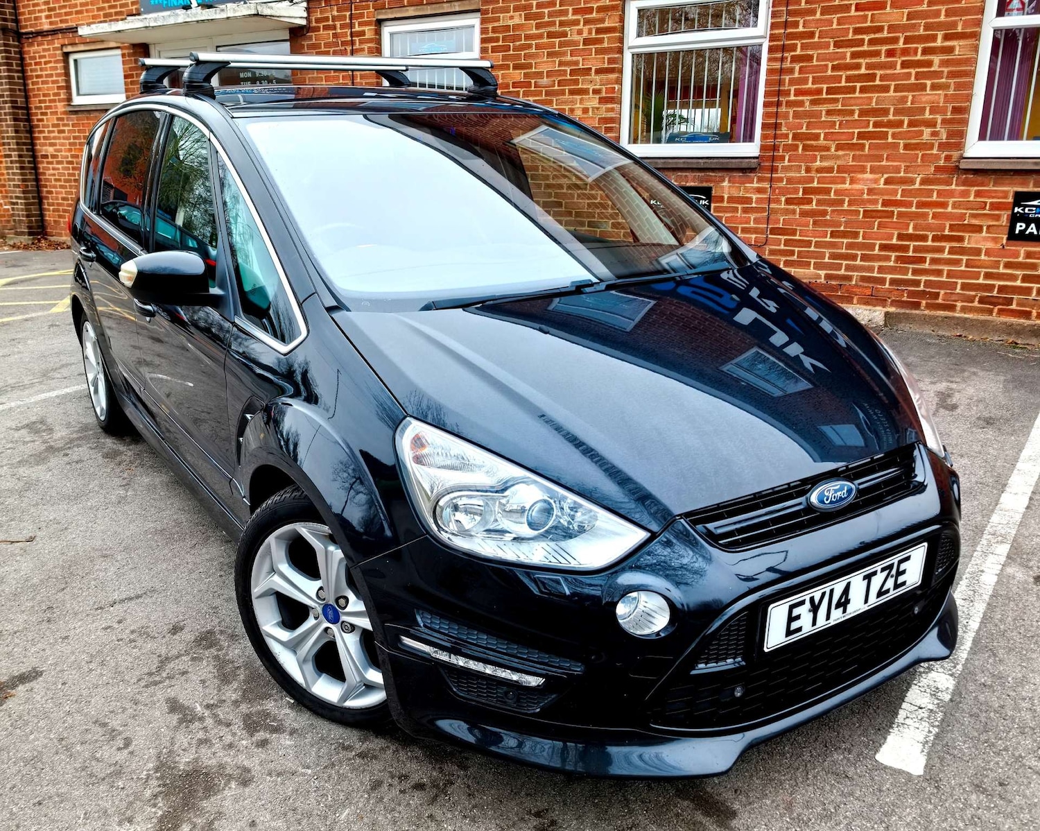Used Ford S-Max 2014 for sale - 76941056: Photo 96