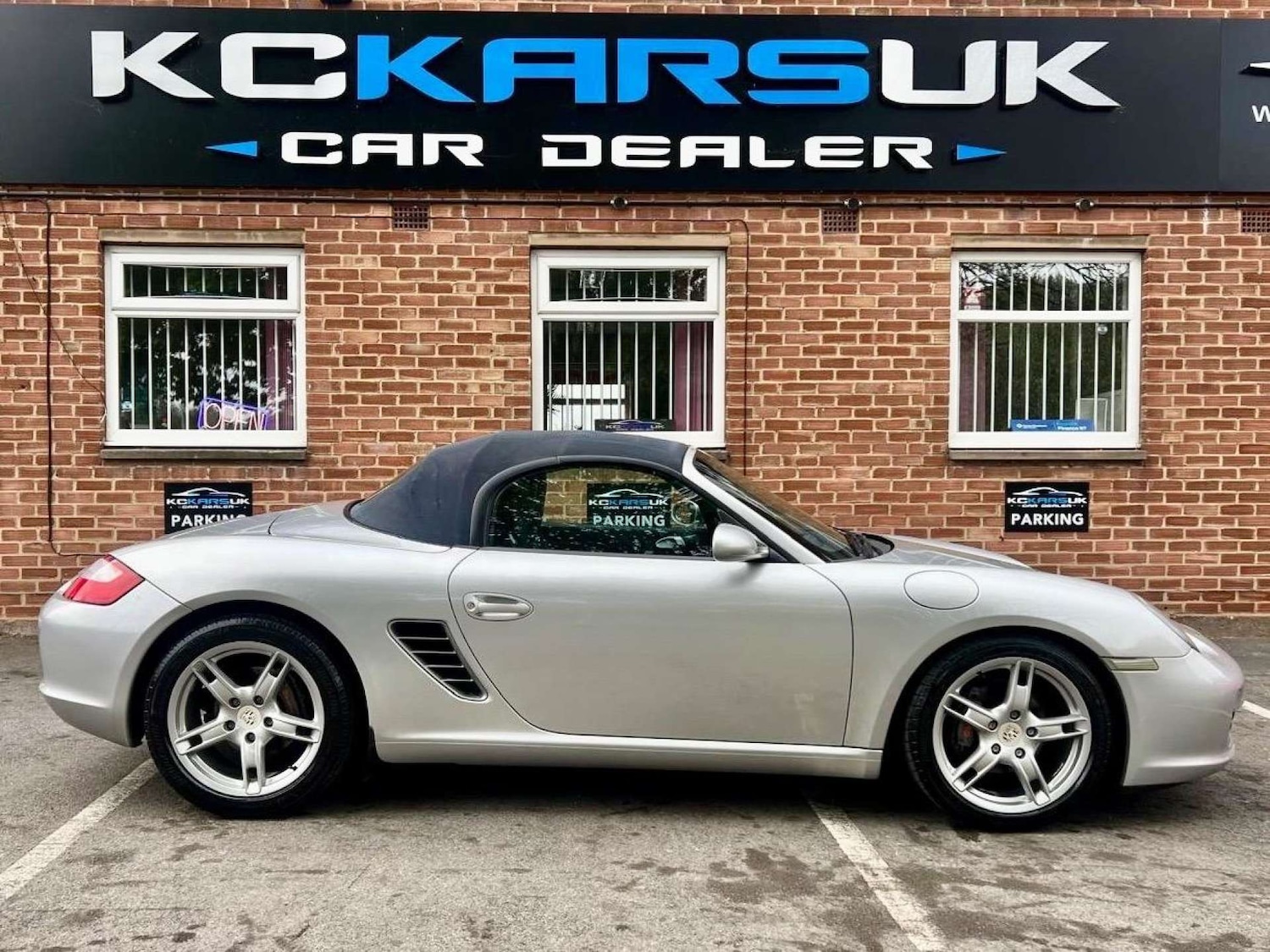 Used Porsche Boxster 2006 for sale - 76601061: Photo 4