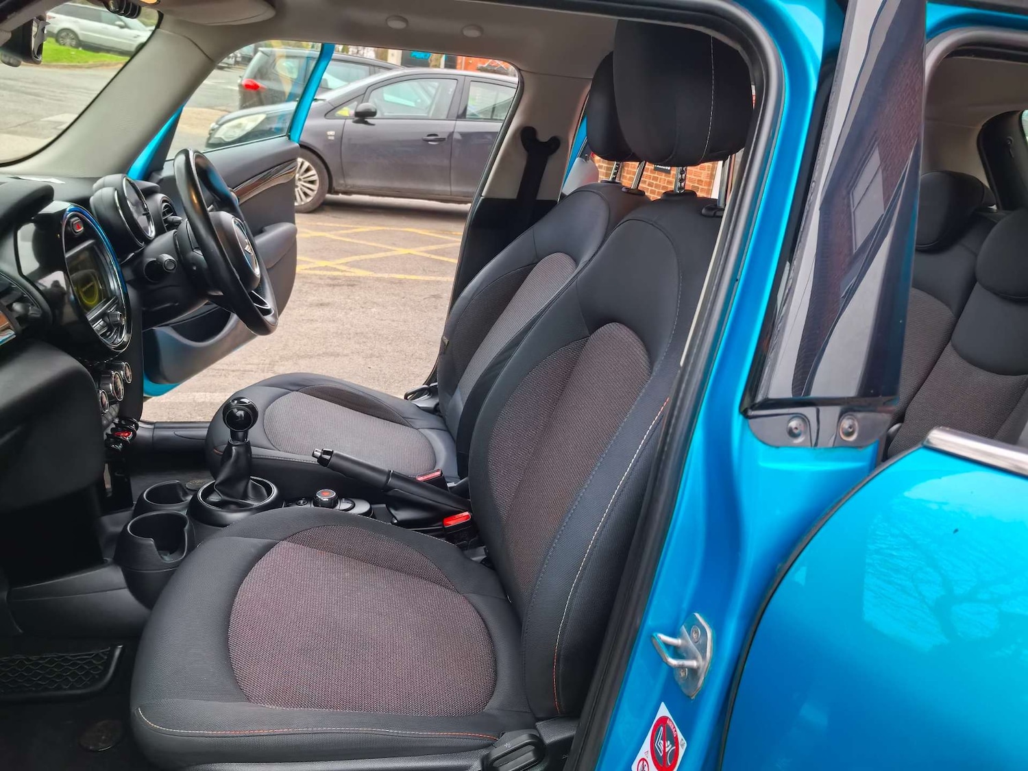 Used MINI Hatch 2015 for sale - 76968361: Photo 28