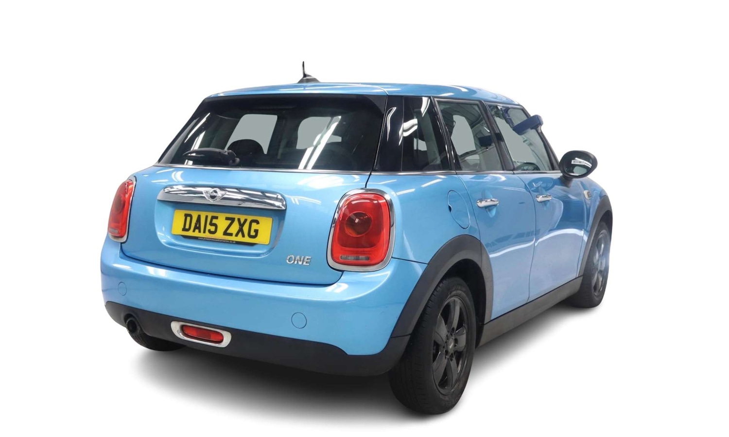 Used MINI Hatch 2015 for sale - 76968361: Photo 4
