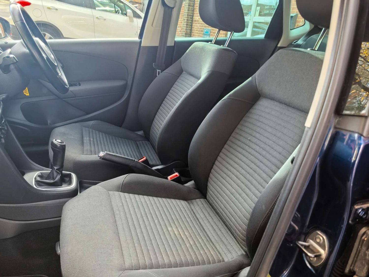 Used Volkswagen Polo 2012 for sale - 76412003: Photo 27