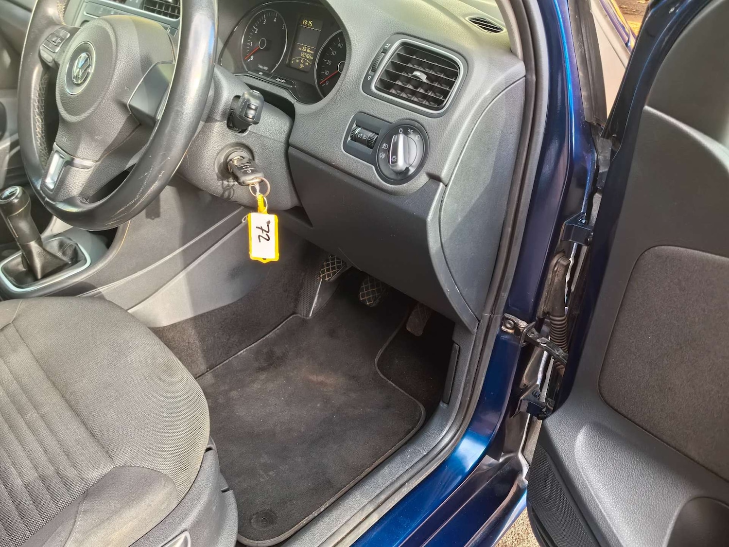 Used Volkswagen Polo 2012 for sale - 76412003: Photo 35