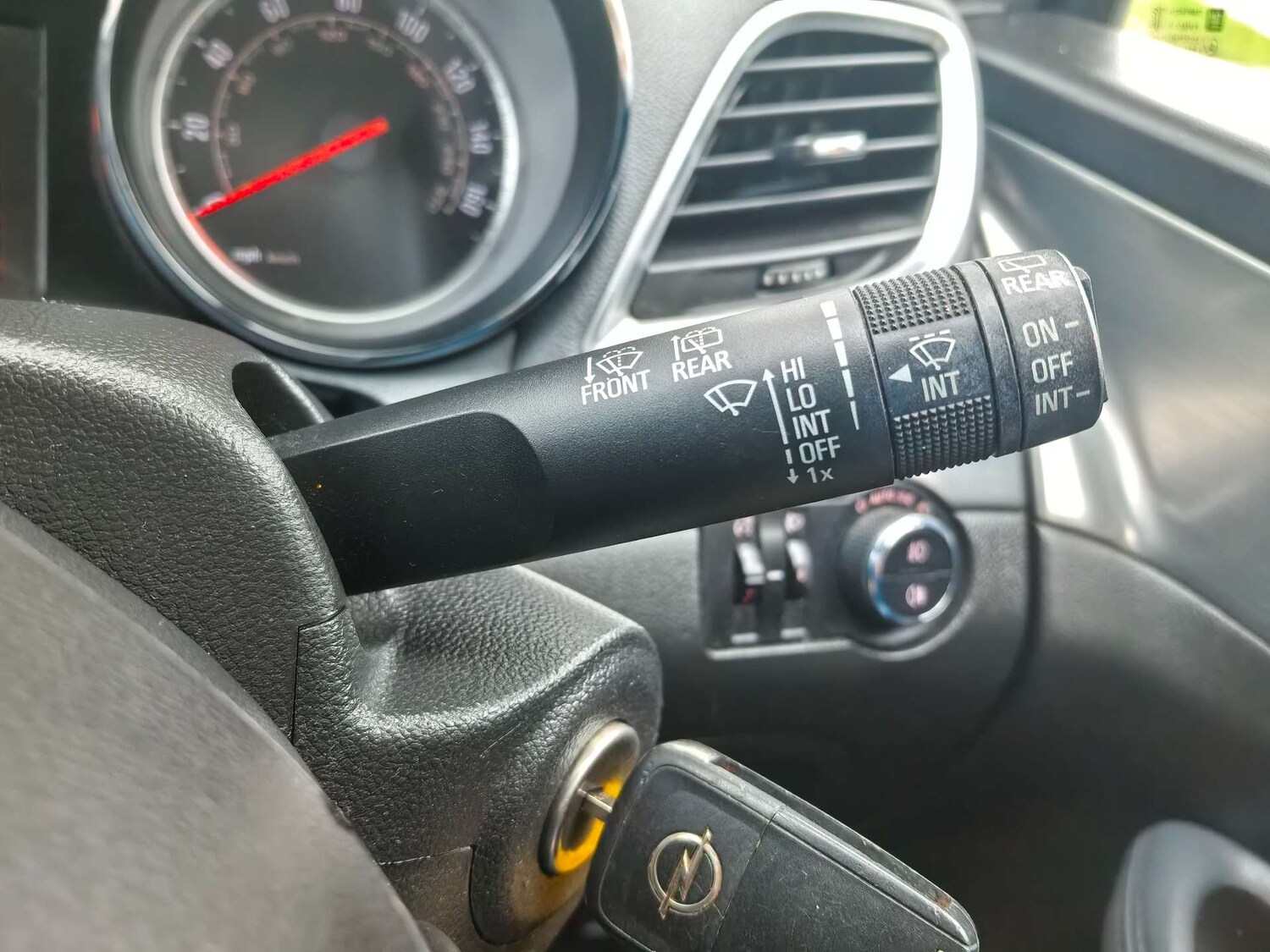 Used Vauxhall Mokka 2016 for sale - 76444303: Photo 28