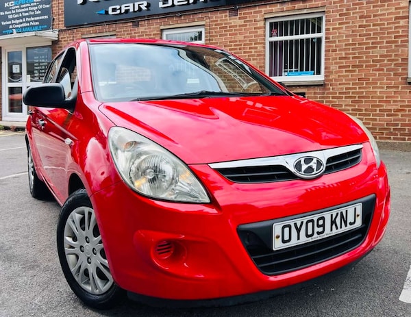 Used Hyundai i20 2009 for sale - 76278511: Photo 1