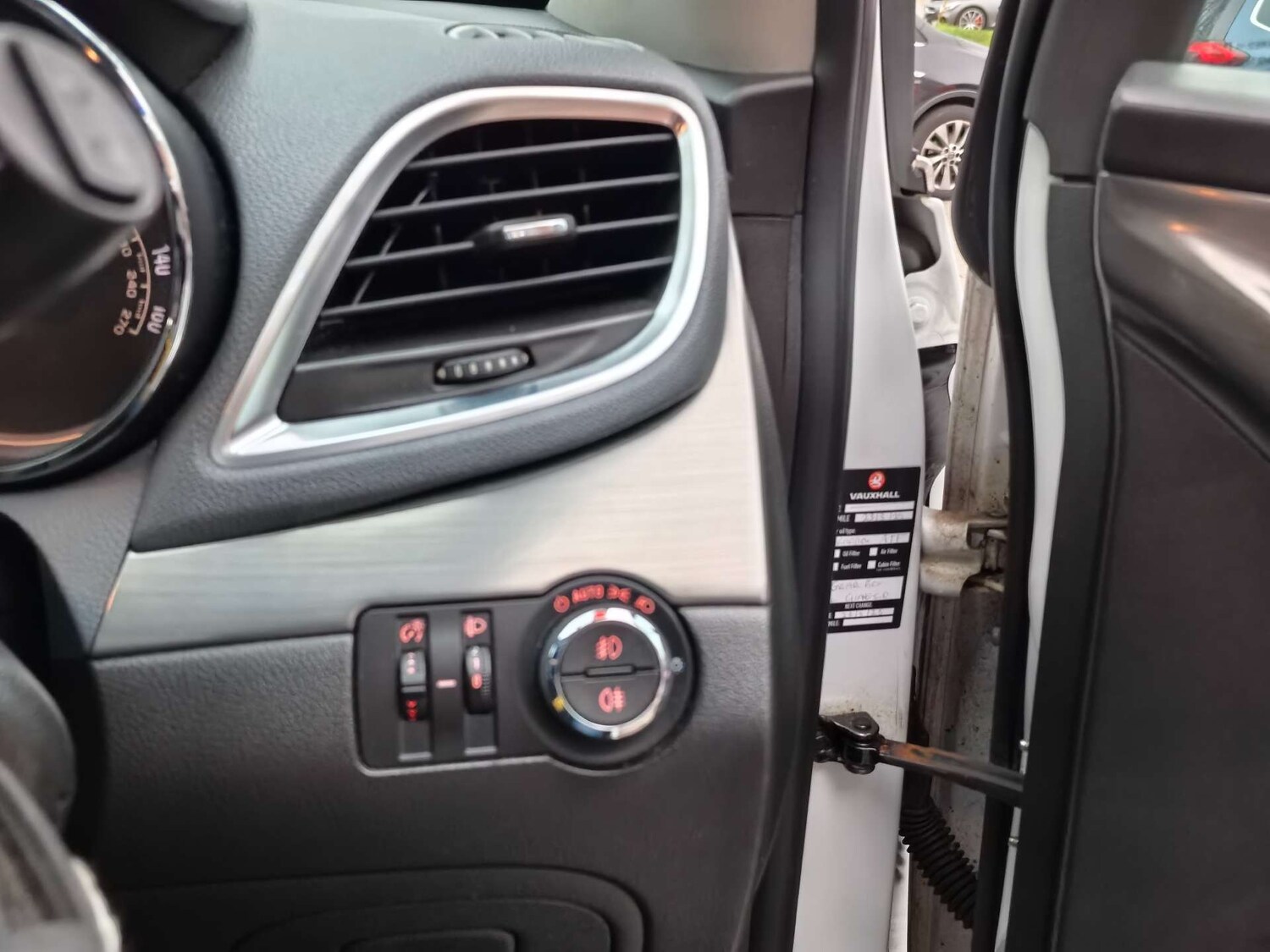 Used Vauxhall Mokka 2015 for sale - 77548522: Photo 36