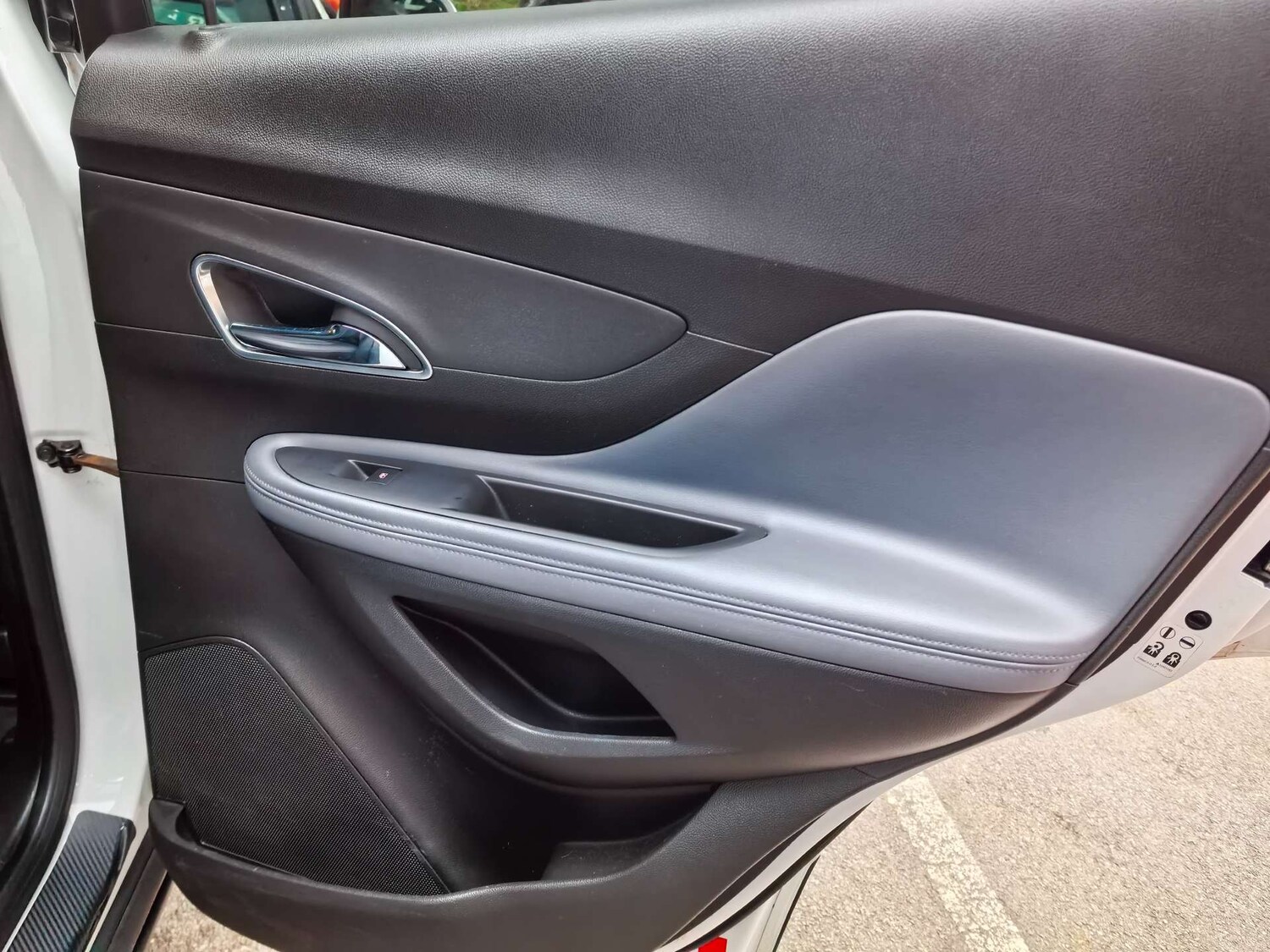 Used Vauxhall Mokka 2015 for sale - 77548522: Photo 85