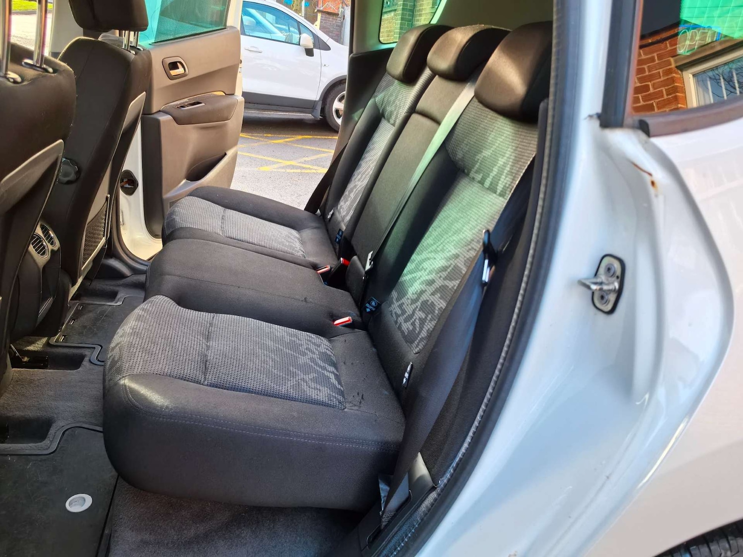 Used Peugeot 3008 2011 for sale - 76693605: Photo 22