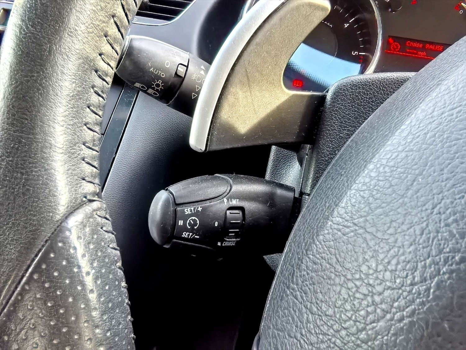 Used Peugeot 3008 2011 for sale - 76693605: Photo 24