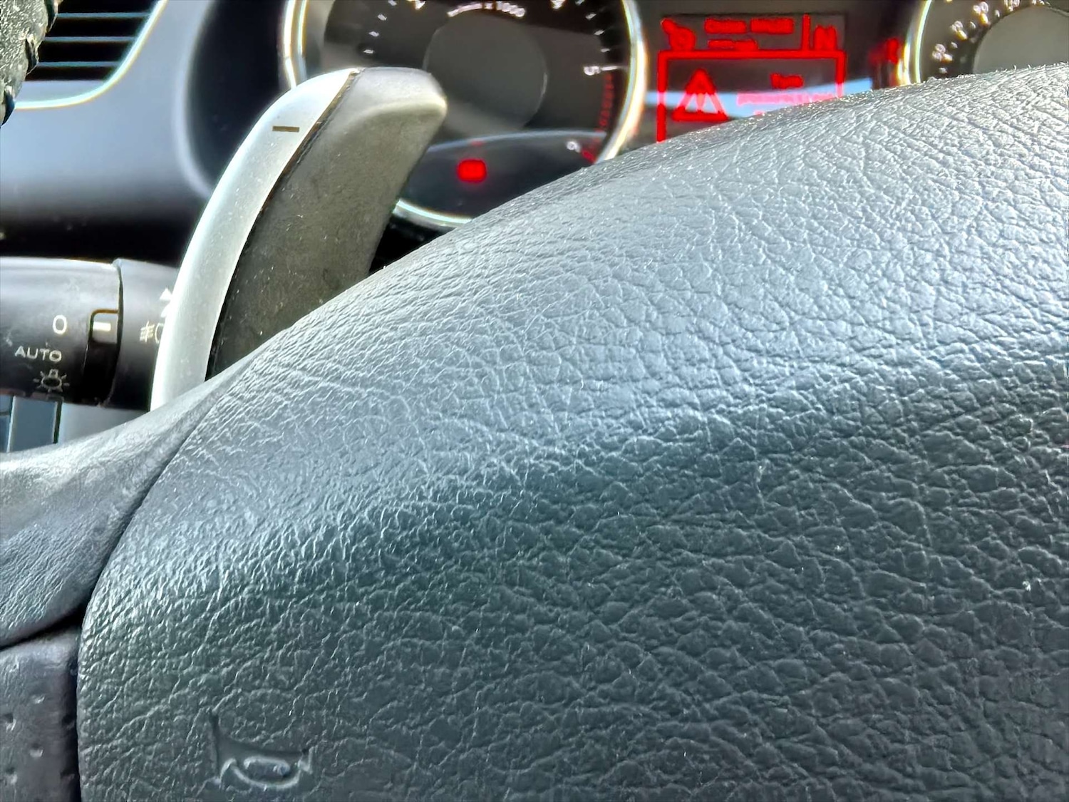 Used Peugeot 3008 2011 for sale - 76693605: Photo 29