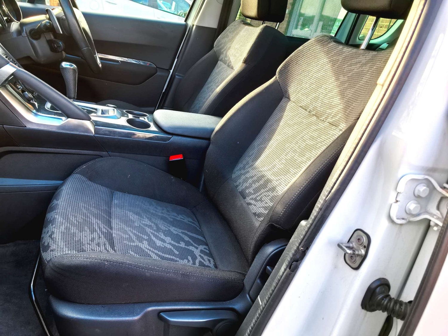 Used Peugeot 3008 2011 for sale - 76693605: Photo 30