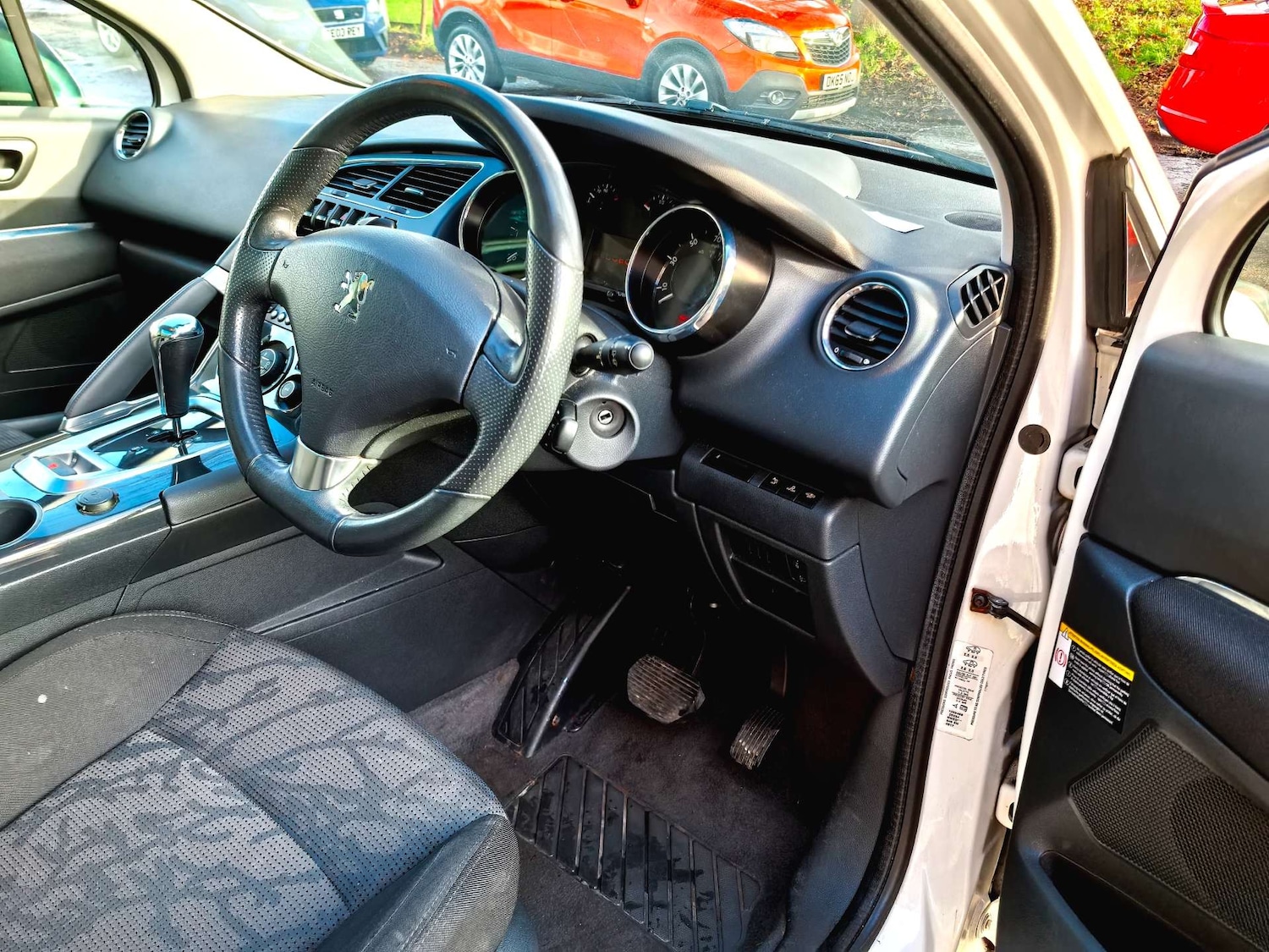 Used Peugeot 3008 2011 for sale - 76693605: Photo 60