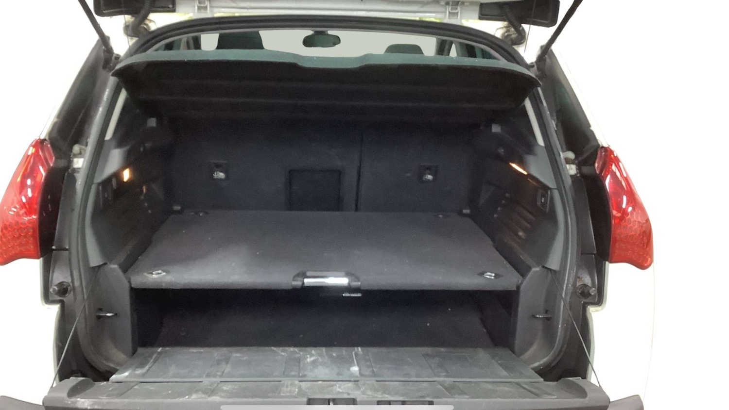 Used Peugeot 3008 2011 for sale - 76693605: Photo 7