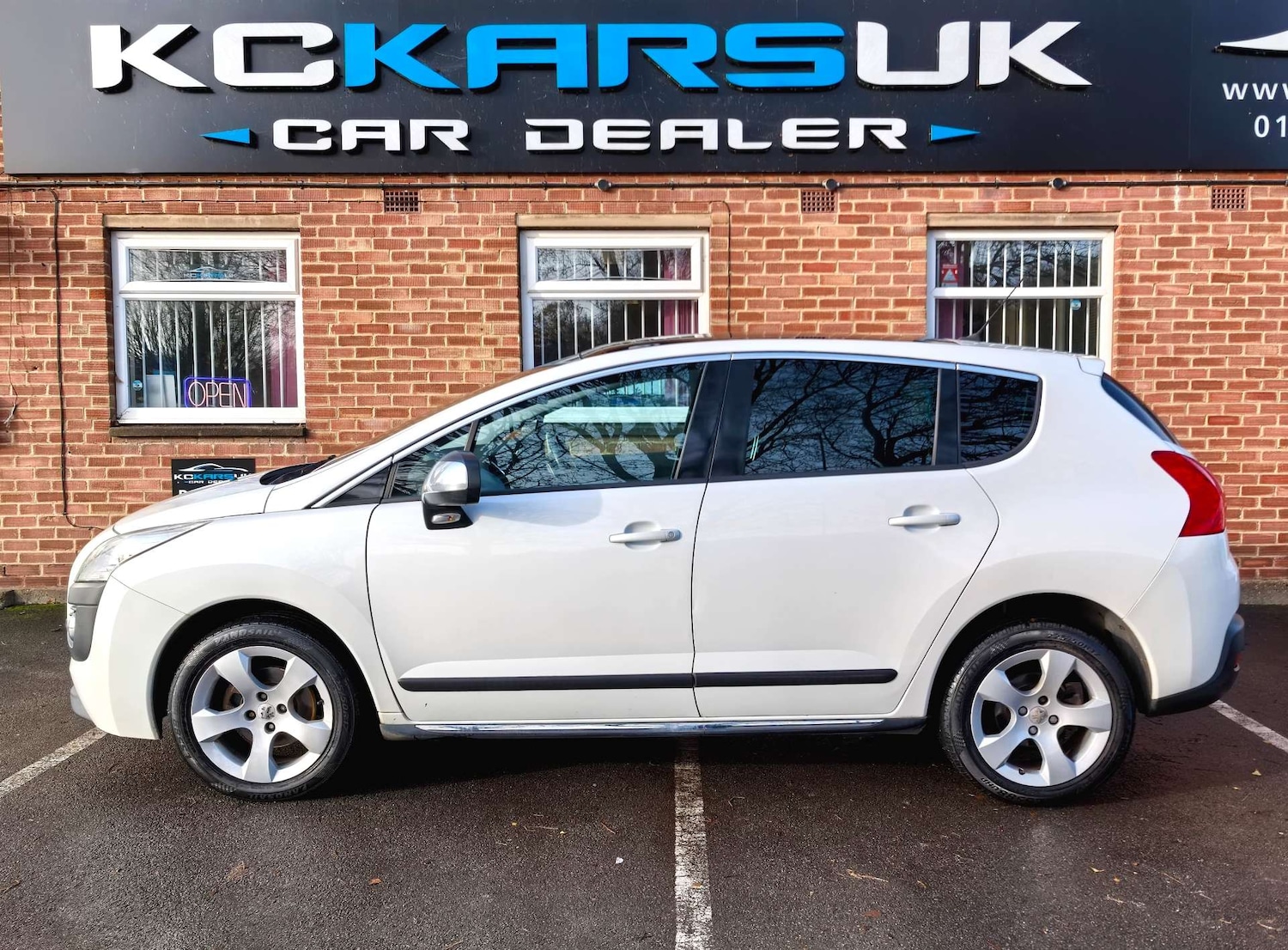 Used Peugeot 3008 2011 for sale - 76693605: Photo 89