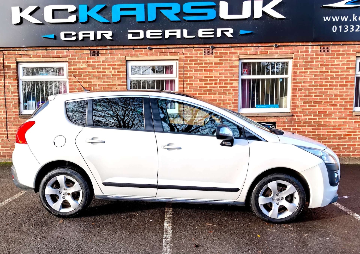 Used Peugeot 3008 2011 for sale - 76693605: Photo 90