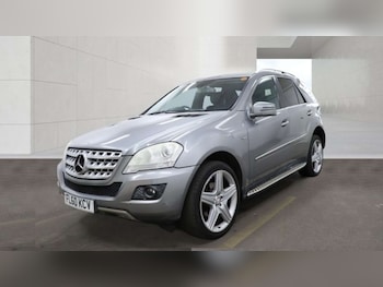 Used Mercedes-Benz M Class 2010 for sale - 78929018: Photo