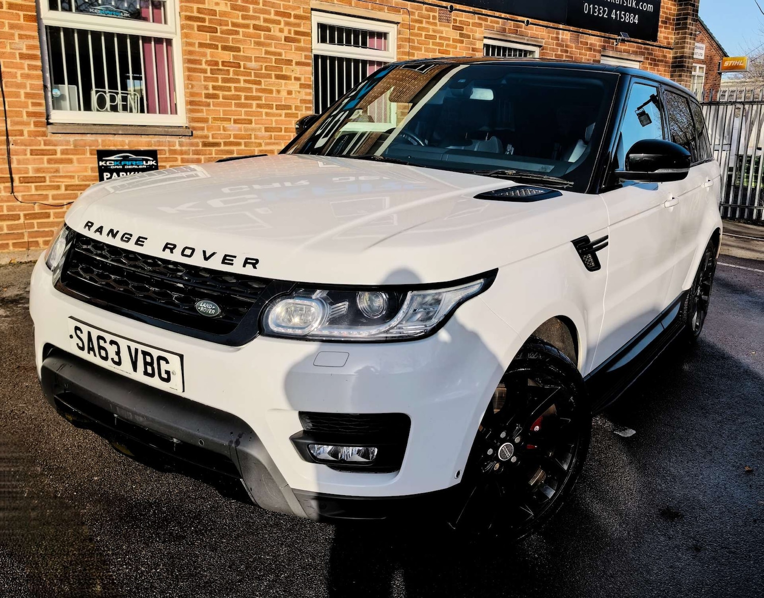 Used Land Rover Range Rover Sport 2013 for sale - 76737884: Photo 2