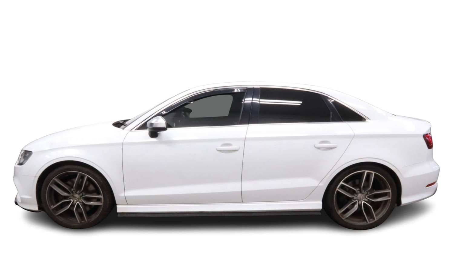 Used Audi A3 2016 for sale - 77836343: Photo 5