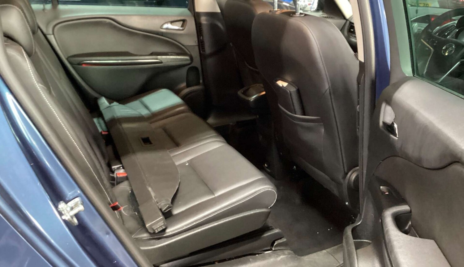 Used Vauxhall Zafira 2015 for sale - 77548521: Photo 10