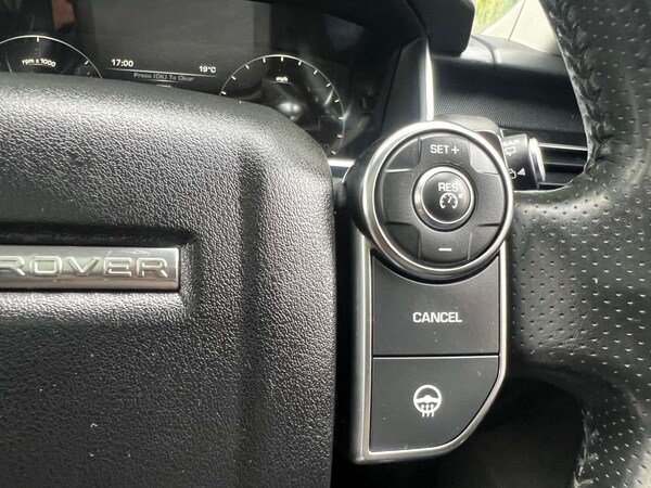 Used Land Rover Range Rover Sport 2015 for sale - 75135750: Photo 18