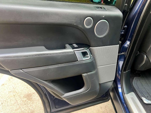 Used Land Rover Range Rover Sport 2015 for sale - 75135750: Photo 84