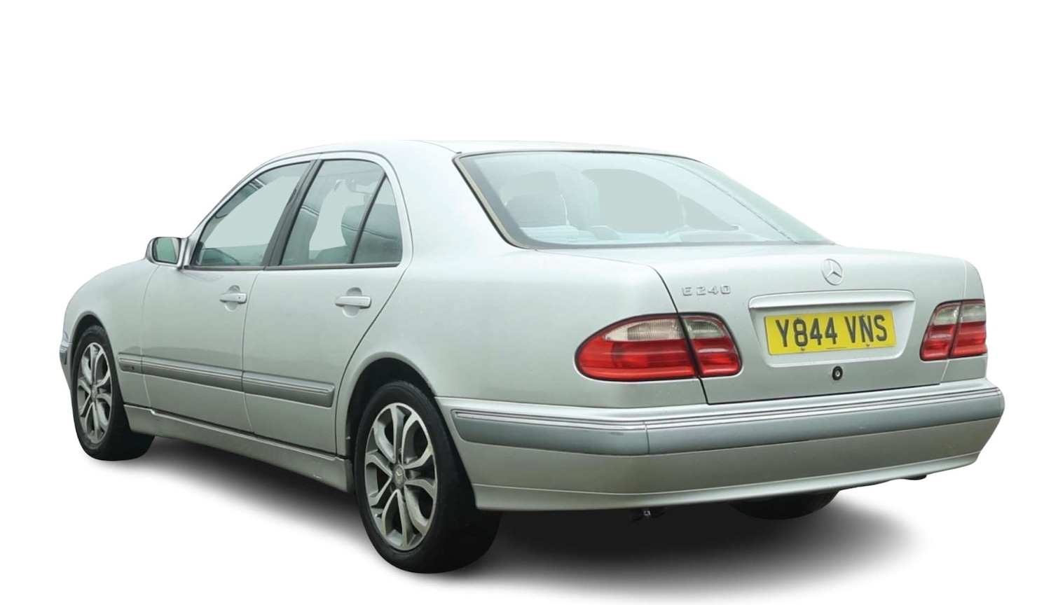 Used Mercedes-Benz E Class 2001 for sale - 77836327: Photo 3